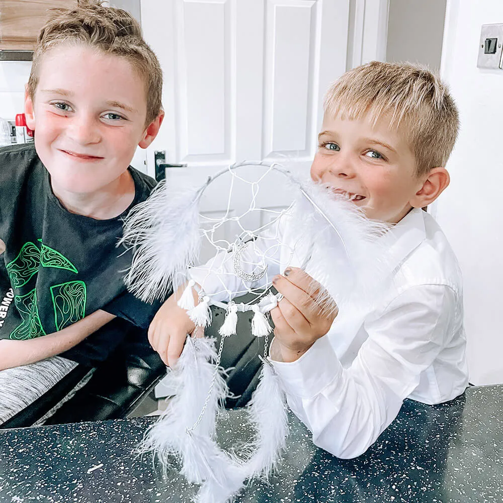 Grey Dream Catcher - DIY For Kids