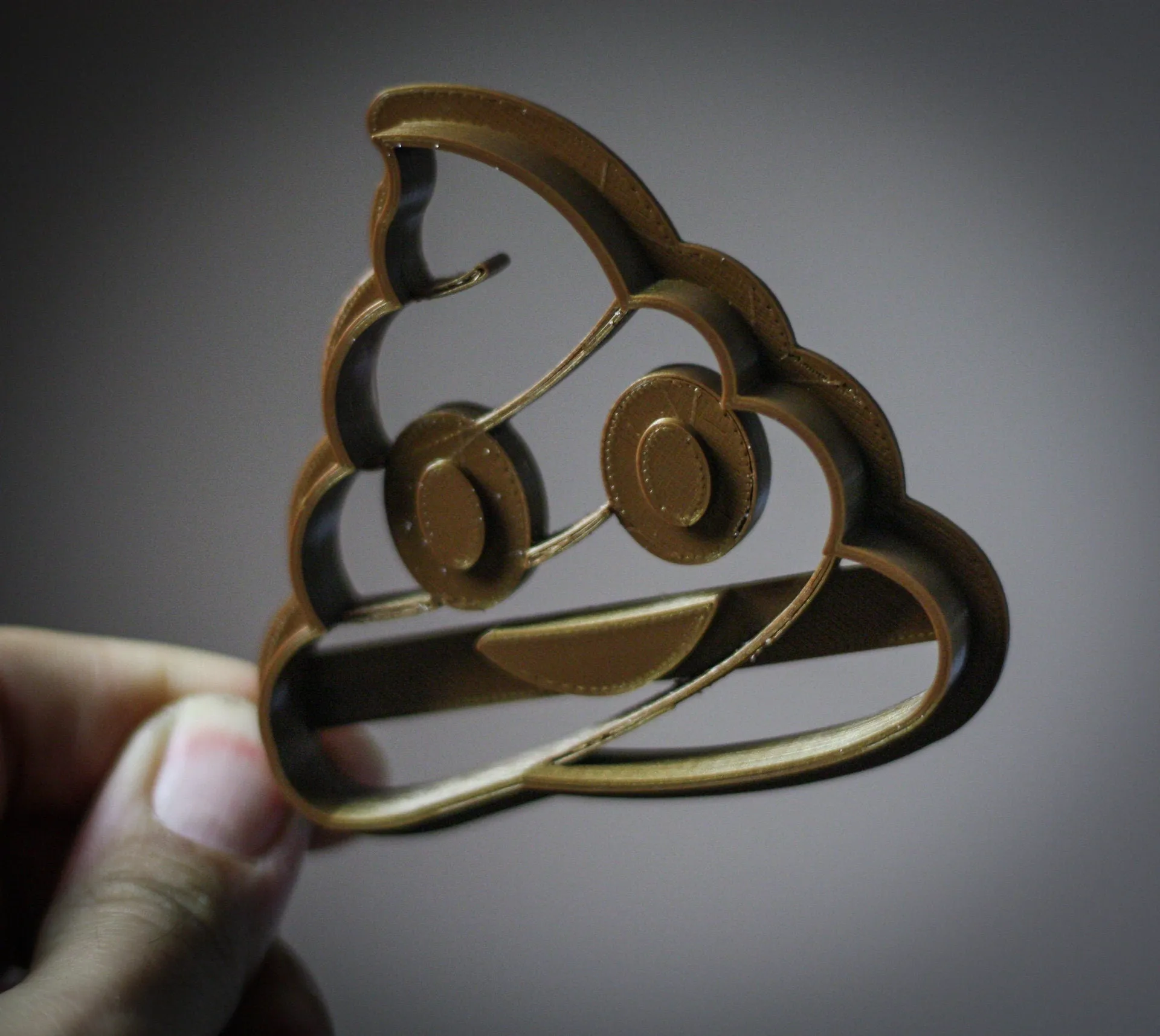 Poop Emoji Cookie Cutter | biscuit cutters | party cookie cutter