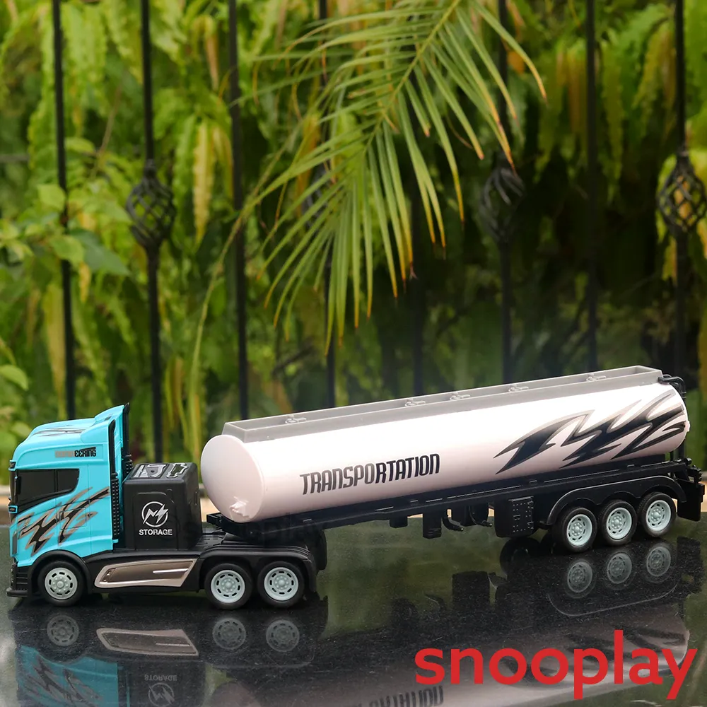 RC Transport Tanker Truck with Movable Driver's Cabin (1:16 Scale) - Assorted Colours