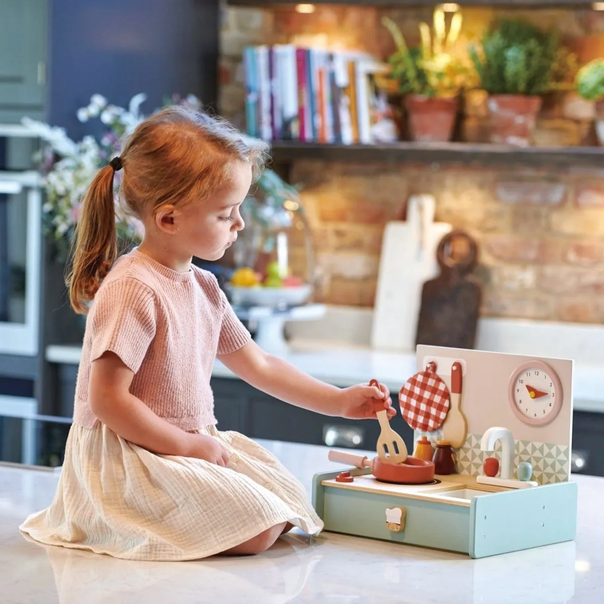 Wooden Kitchenette Toy Kitchen